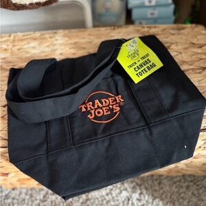 Trader Joe’s Trick-or-Treat Canvas Tote Bag – Limited Edition